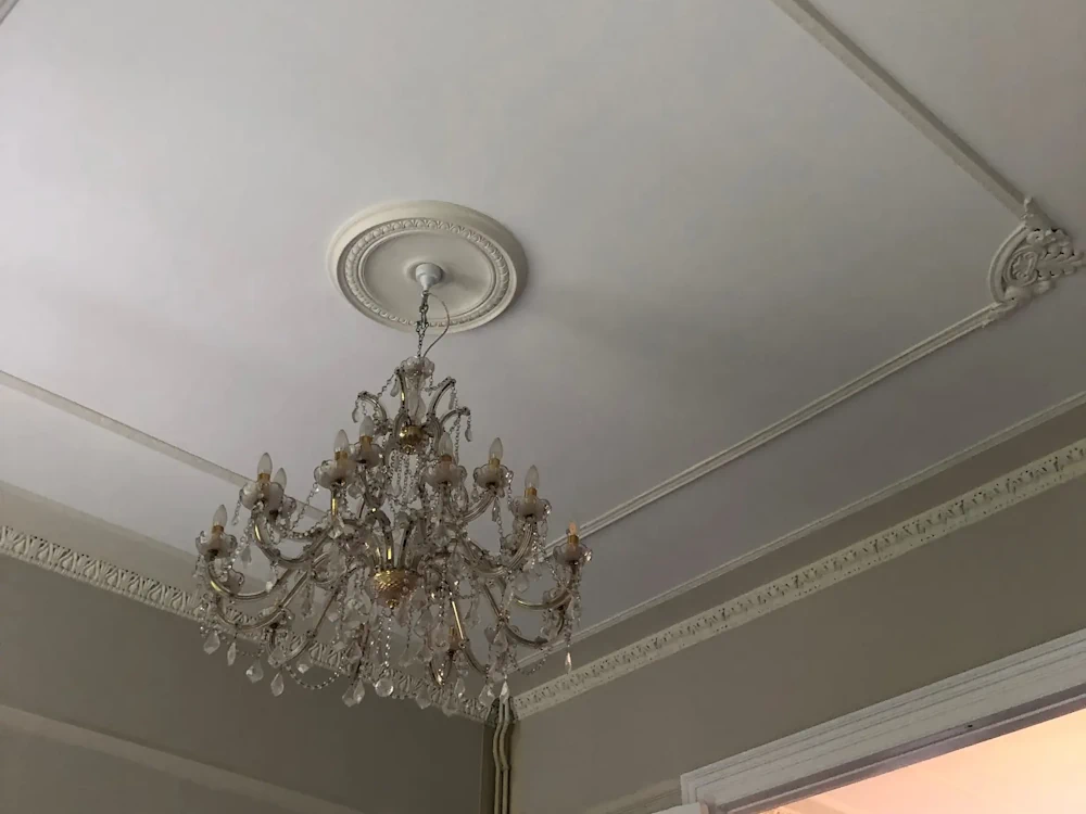 decorator Ealing