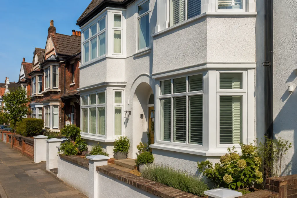 Can You Paint Exterior Walls in Hot Weather